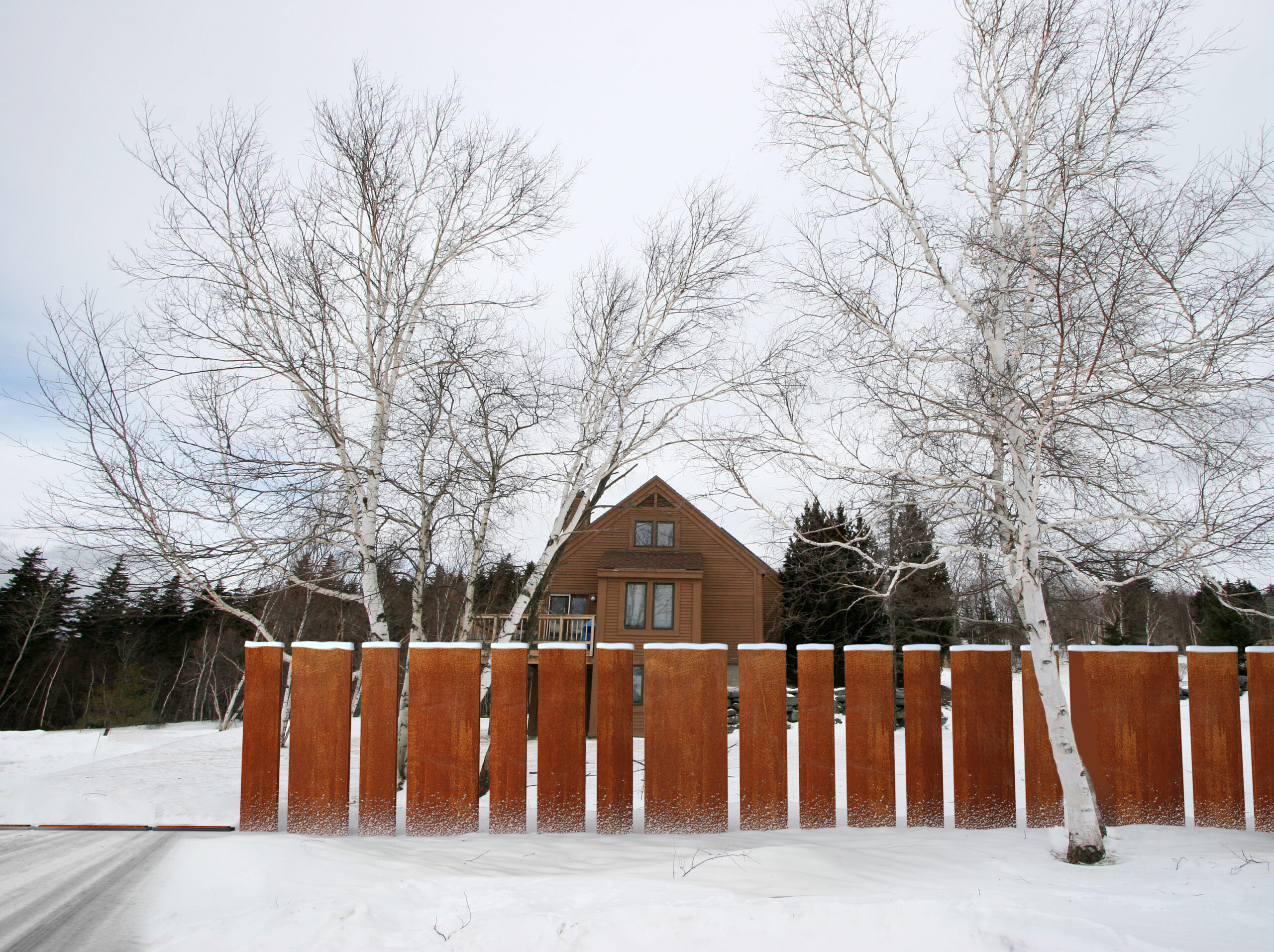 Fancy Fence corten style infill open at a frontage